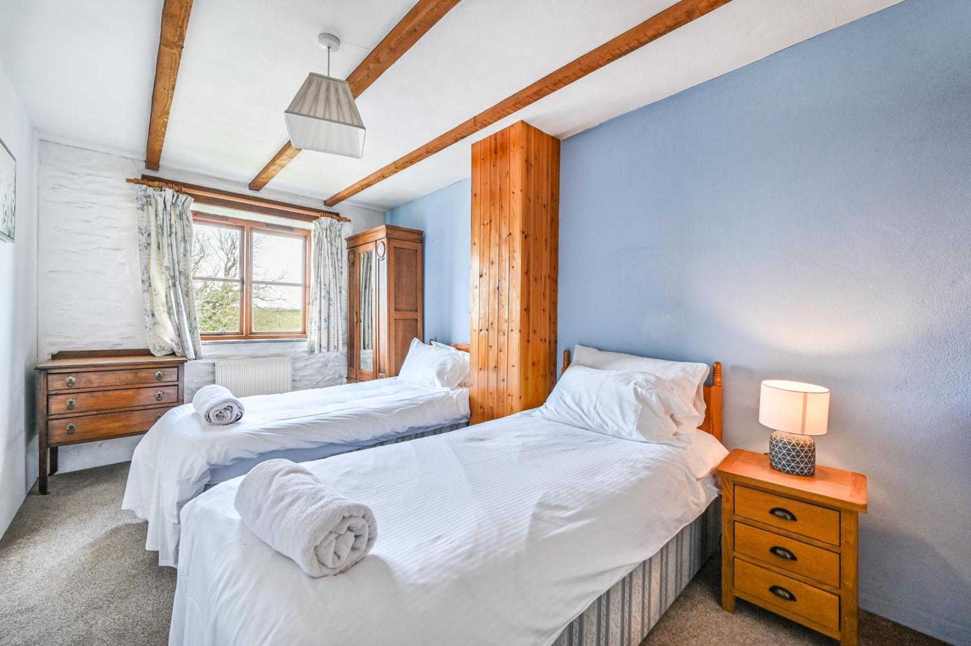 Polean Farm Cottages - With Free Animal Feeding And Pony Rides And Free Access To A Nearby Pool Looe Phòng bức ảnh